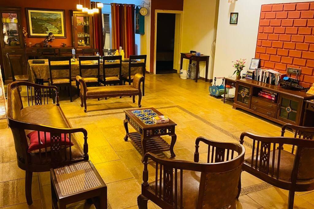 Shangri-La Valley Retreat カルジャット エクステリア 写真